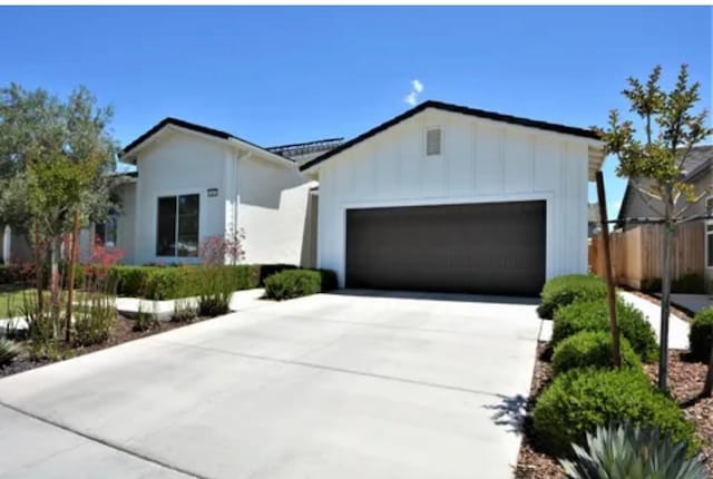 611 Sunset Dr S, Madera, CA 93636 - photo 2