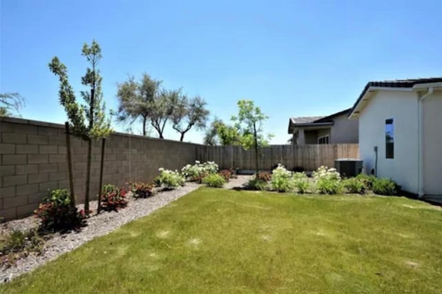 611 Sunset Dr S, Madera, CA 93636 - photo 9
