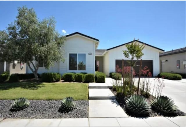 611 Sunset Dr S, Madera, CA 93636 - photo 3