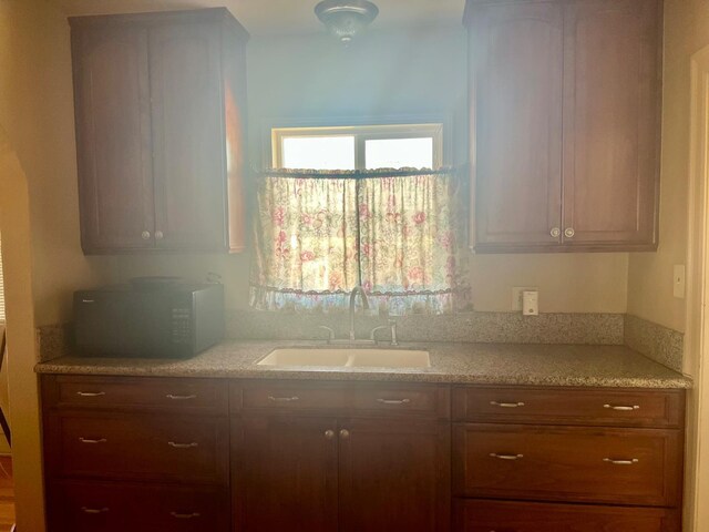 4242 E Illinois Ave E, Fresno, CA 93702 - photo 5