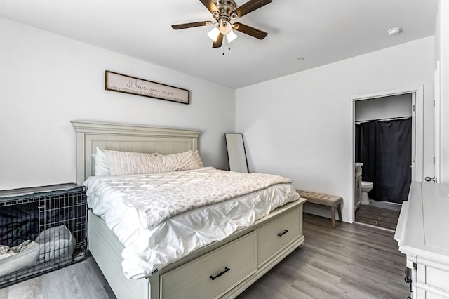 22375 Fairmead Cir, Chowchilla, CA 93610 - bedroom with wood finished floors, ensuite bathroom, and ceiling fan