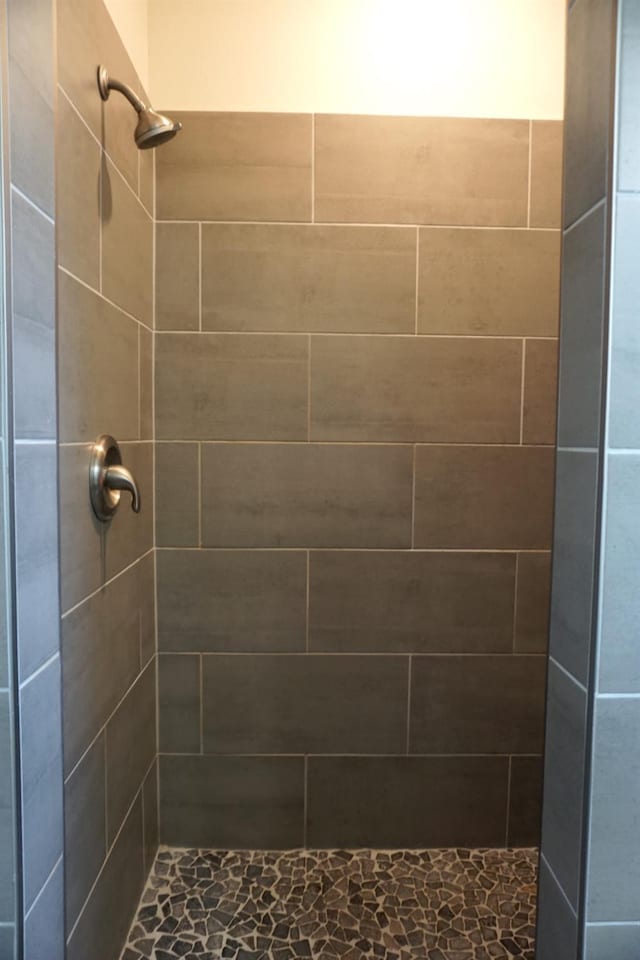 29030 Yosemite Springs Pkwy, Coarsegold, CA 93614 - bathroom featuring a shower stall