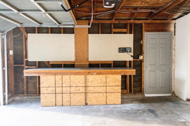 3870 N Fordham Ave, Fresno, CA 93727 - below grade area with a workshop area