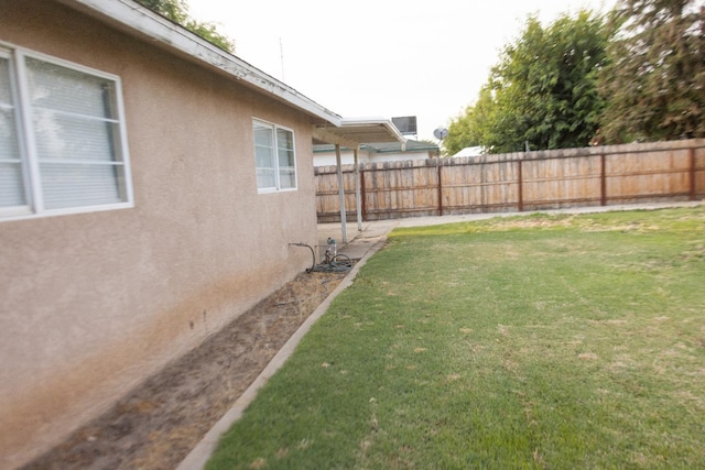 3870 N Fordham Ave, Fresno, CA 93727 - view of yard