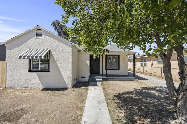3919 E Butler, Fresno, CA 93702 - bungalow-style home with stucco siding and a porch