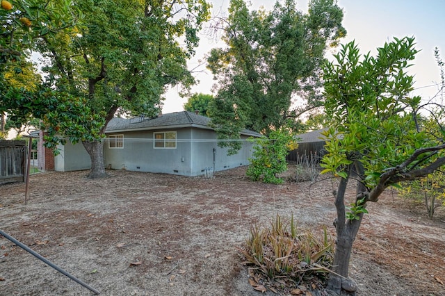 6482 N 5th St, Fresno, CA 93710 - view of side of property