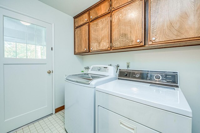 6482 N 5th St, Fresno, CA 93710 - laundry room featuring independent washer and dryer and cabinet space