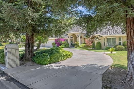 6518 N Dolores Ave, Fresno, CA 93711 - photo 2