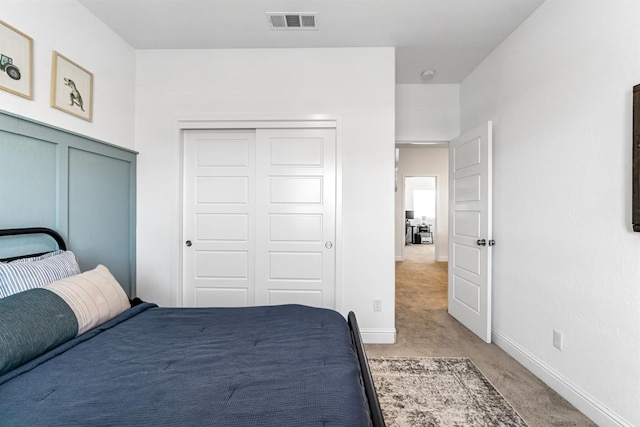 827 Vintage Ave, Clovis, CA 93619 - bedroom with light colored carpet and a closet