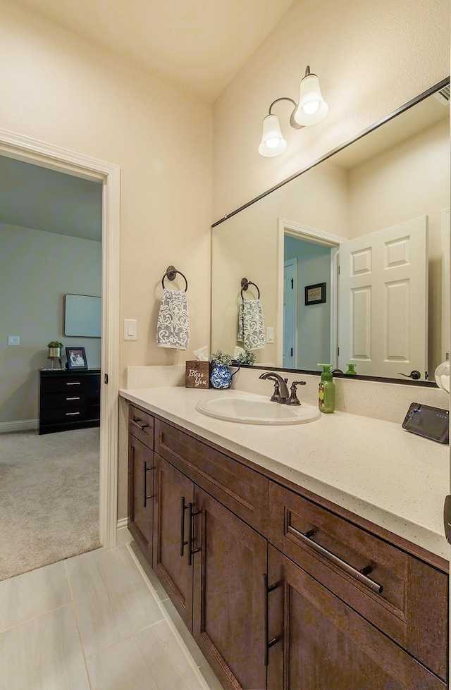 2047 Menlo Ave, Clovis, CA 93611 - bathroom featuring vanity