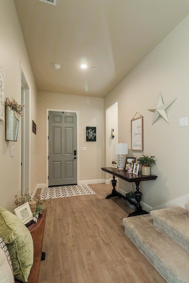 2047 Menlo Ave, Clovis, CA 93611 - foyer featuring light wood-style floors and recessed lighting
