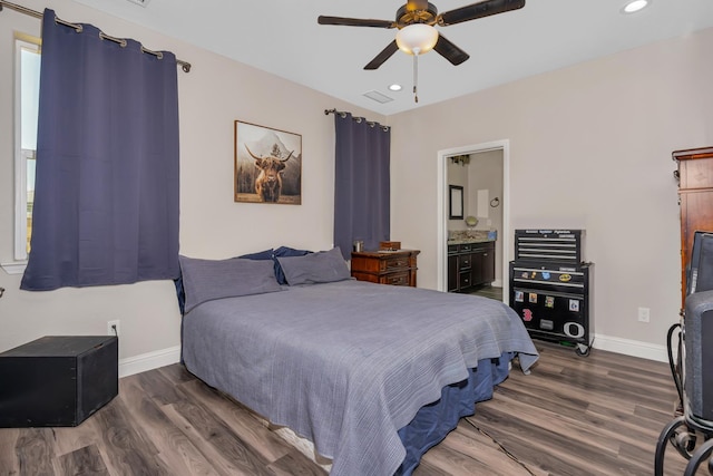 1160 Summit Ct, Madera, CA 93638 - bedroom featuring wood finished floors, recessed lighting, ensuite bath, and a ceiling fan