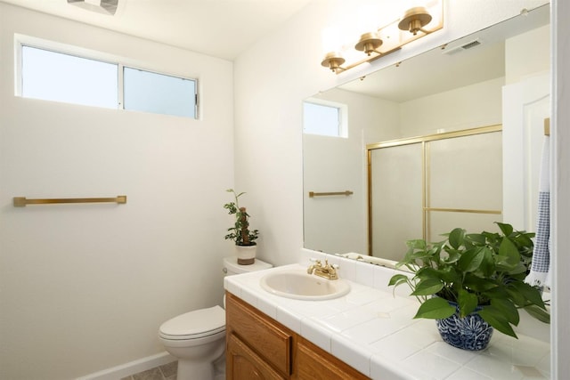 841 Whittier Ave, Clovis, CA 93611 - bathroom with vanity and a shower with door