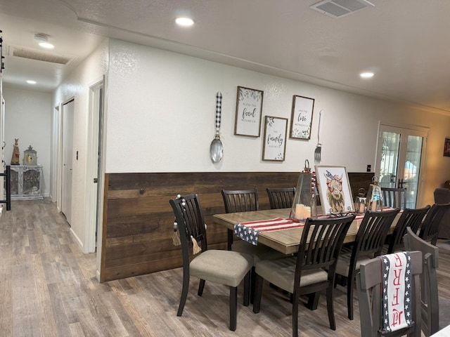 605 E Davis Dr, Dinuba, CA 93618 - dining space featuring wood finished floors and recessed lighting