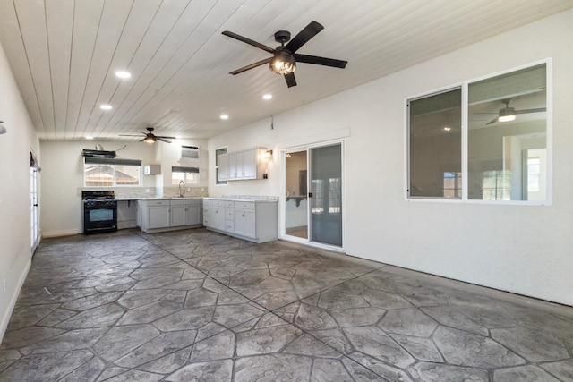 17 Medieval, Merced, CA 95341 - view of patio / terrace with an outdoor kitchen and a ceiling fan