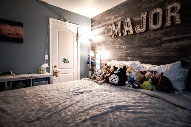 10080 N Dearing Ave, Fresno, CA 93730 - bedroom with wood walls