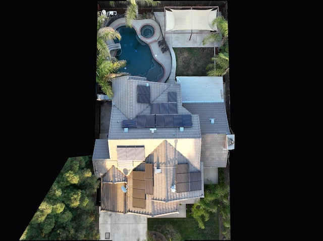 10080 N Dearing Ave, Fresno, CA 93730 - aerial view of property and surrounding area featuring a pool