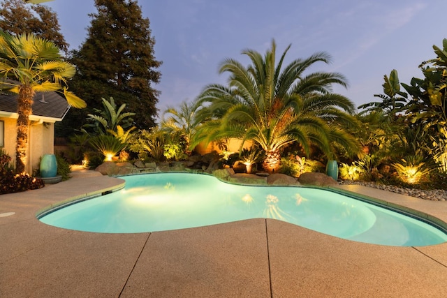 1199 E Cole Ave, Fresno, CA 93720 - outdoor pool with a patio