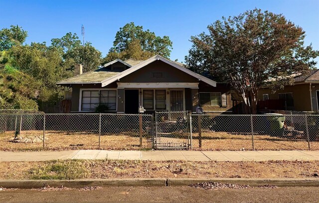 2412 E Thomas Ave, Fresno, CA 93701 - photo 2