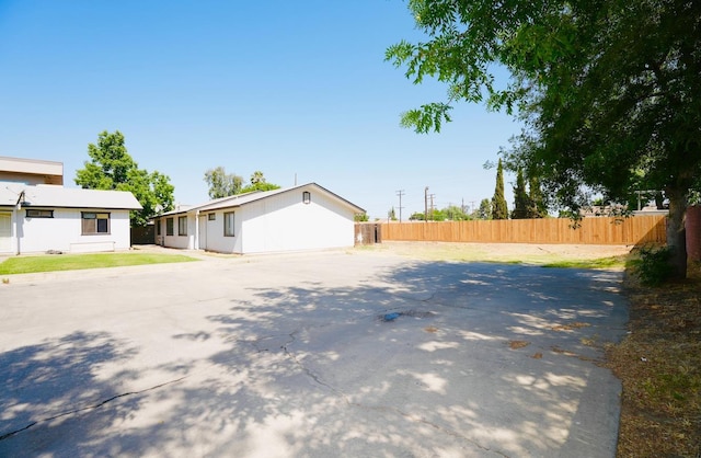 942 W 7th St, Hanford, CA 93230 - photo 12