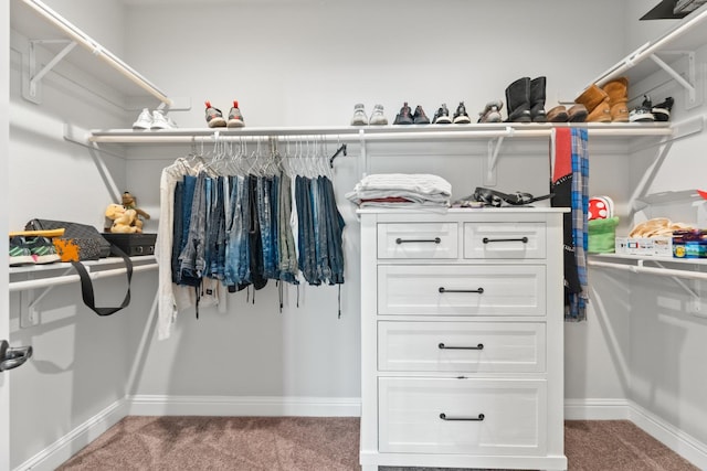 3430 Hermosa Ave, Clovis, CA 93619 - spacious closet featuring carpet flooring