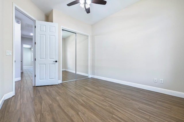 1552 N Gateway Ave, Clovis, CA 93619 - unfurnished bedroom featuring wood finished floors, a closet, and a ceiling fan