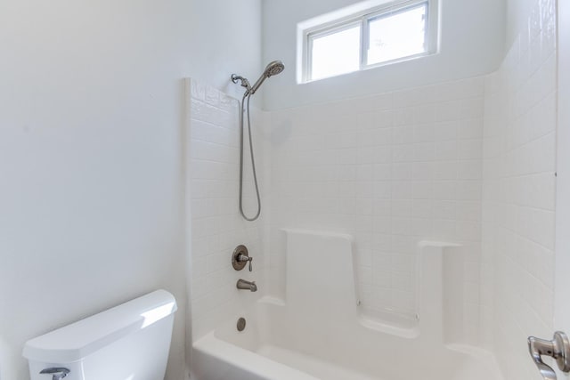 1090 Clara Ave, Fowler, CA 93625 - full bathroom with toilet and shower / tub combination