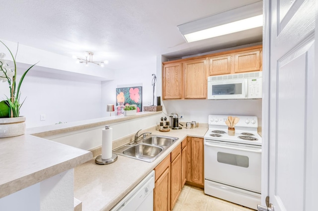 2909 Huntington Blvd Unit 229, Fresno, CA 93721 - photo 8