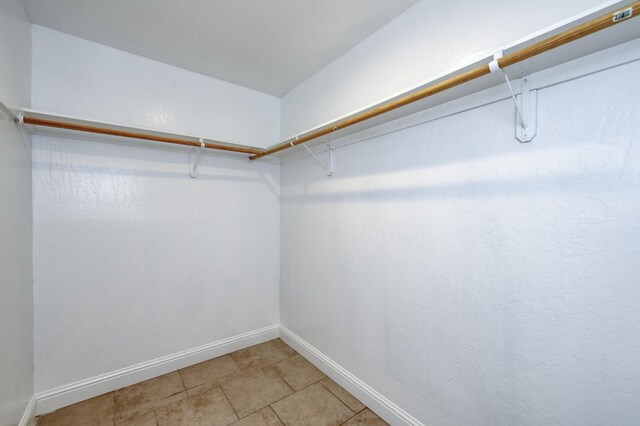 1437 N San Pablo Ave, Fresno, CA 93728 - view of spacious closet