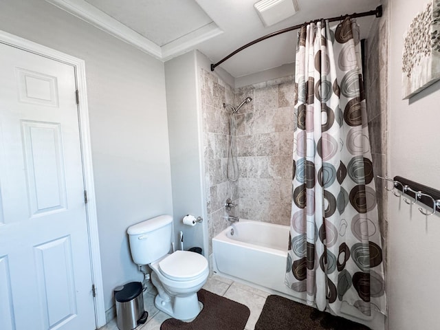 2457 Carson Ave, Clovis, CA 93611 - full bath with shower / bath combo and tile patterned floors