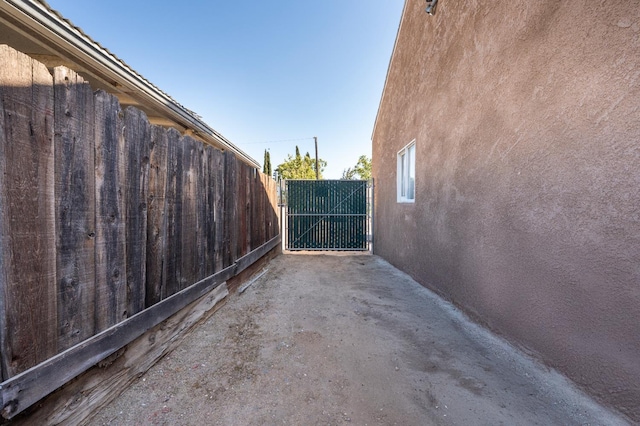 4115 E Montecito Ave, Fresno, CA 93702 - view of patio / terrace with a gate