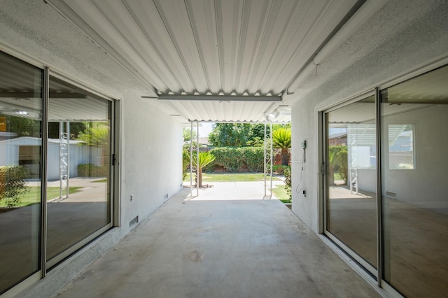 4342 E Buckingham Way, Fresno, CA 93726 - view of patio with a carport