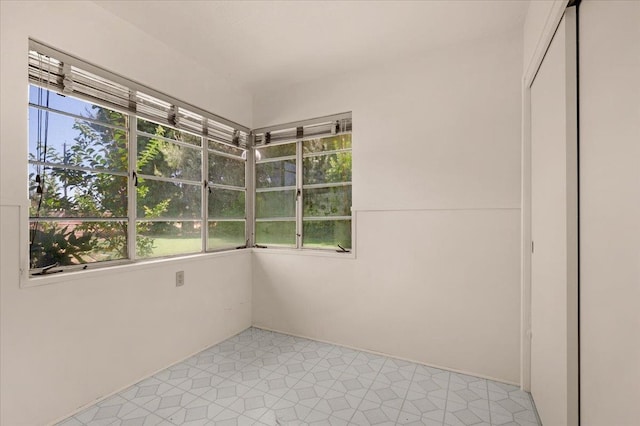 5481 E Geary St, Fresno, CA 93727 - view of unfurnished sunroom