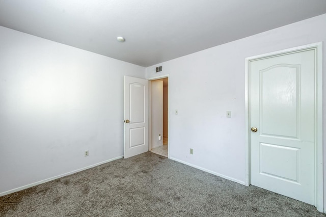 9340 N Jackson Ave, Fresno, CA 93720 - carpeted empty room featuring baseboards