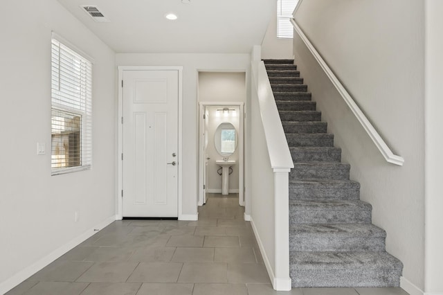 834 Amanecer Ave, Clovis, CA 93619 - entrance foyer with stairs, healthy amount of natural light, tile patterned flooring, and recessed lighting
