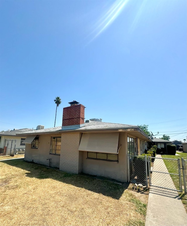 2136 N 1st St, Fresno, CA 93703 - photo 3