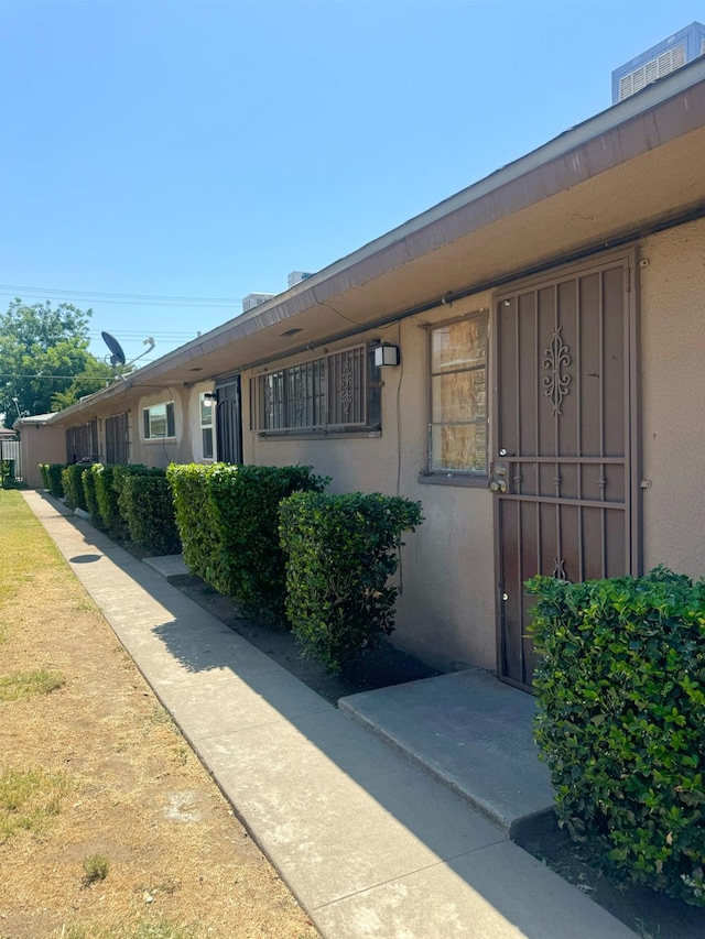 2136 N 1st St, Fresno, CA 93703 - photo 4