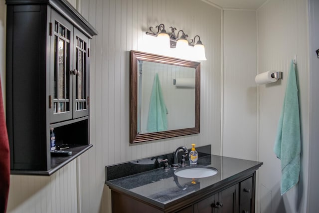371 Bethel Ave Unit 62, Sanger, CA 93657 - bathroom featuring vanity