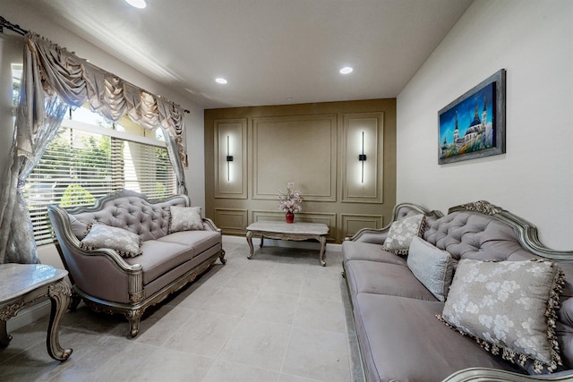 6712 W Lucas Dr, Fresno, CA 93722 - living area featuring recessed lighting and a decorative wall