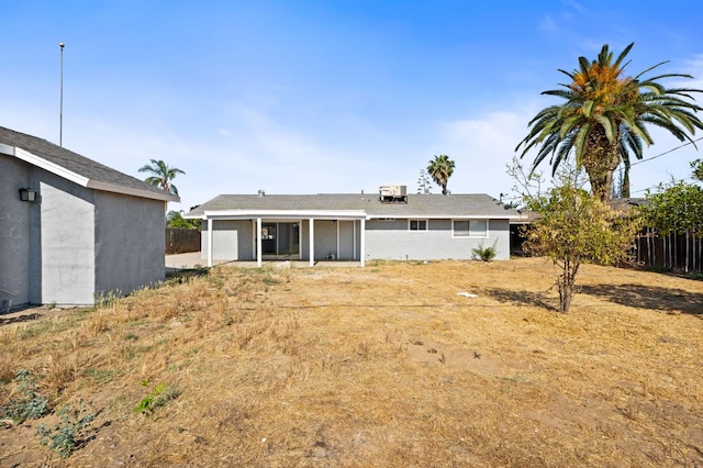 1428 N Knoll Ave, Fresno, CA 93722 - back of house