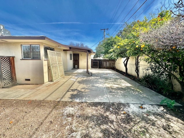 535 W Peralta Way, Fresno, CA 93705 - view of patio / terrace