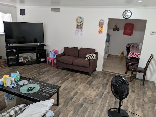 535 W Peralta Way, Fresno, CA 93705 - living room with ornamental molding and wood finished floors