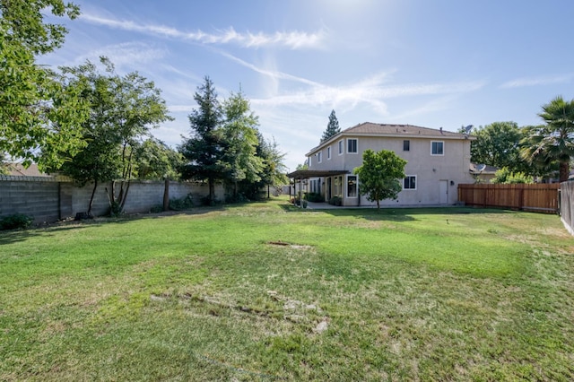 7718 N Constance Ave, Fresno, CA 93722 - view of fenced backyard