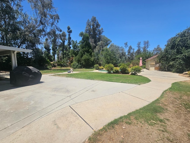 36883 Cloverleaf Ave, Madera, CA 93636 - view of patio / terrace with area for grilling