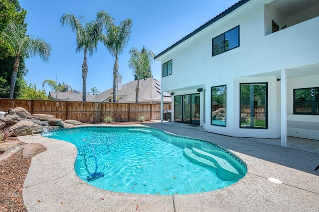 1292 E Valley Forge Dr, Fresno, CA 93720 - view of pool with a fenced backyard and a patio area