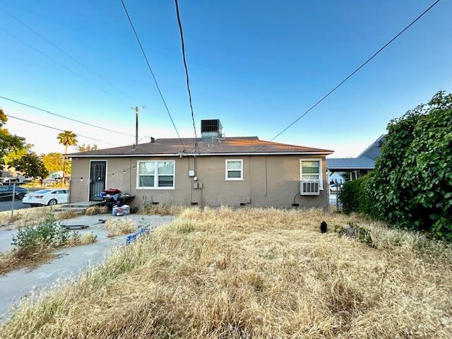 1445 E Cornell Ave, Fresno, CA 93704 - back of property with stucco siding