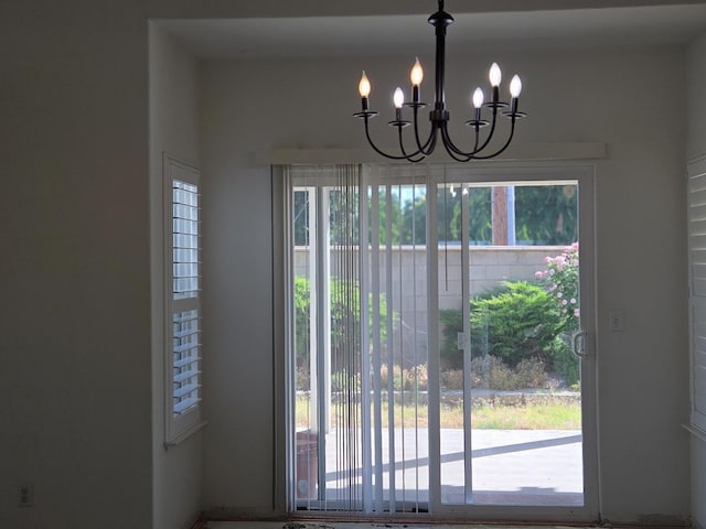 2300 Sierra St Unit 101, Kingsburg, CA 93631 - detailed view of a chandelier