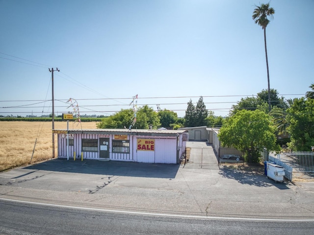 43125 Rd 80, Dinuba, CA 93618 - view of building exterior