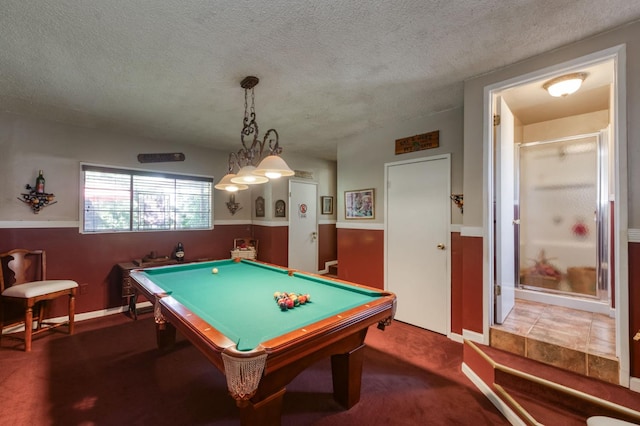 43125 Rd 80, Dinuba, CA 93618 - recreation room featuring carpet floors, pool table, and a textured ceiling