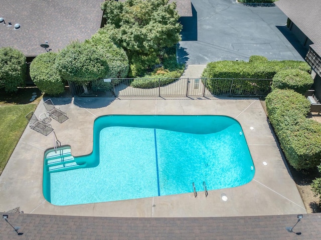 5039 N Van Ness Blvd, Fresno, CA 93711 - view of swimming pool with a patio area